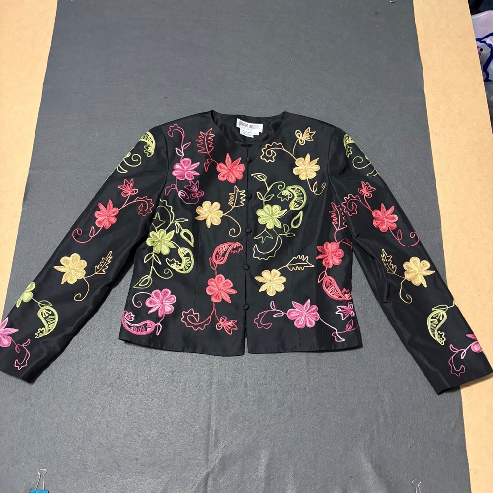 Maggy London Embroidered Silk Jacket Women 10 Black Floral Boho Color Whimsigoth